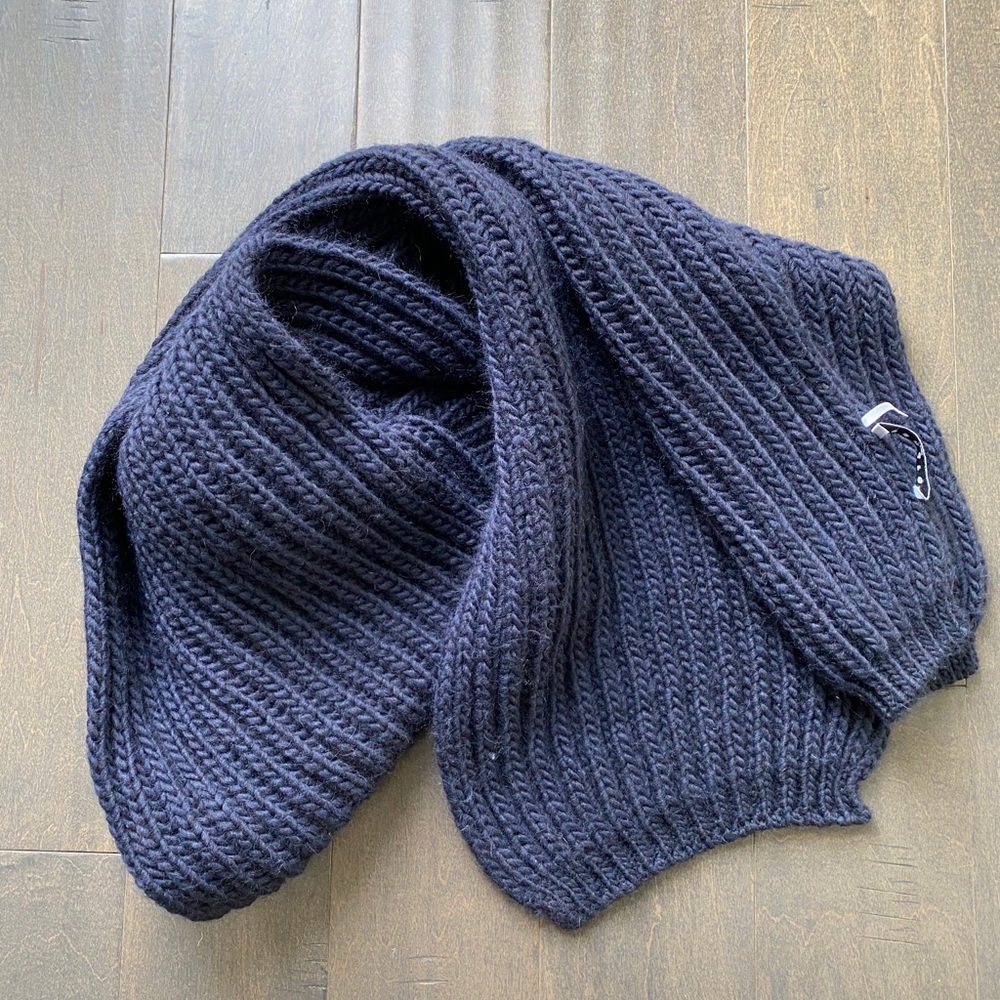 Sandro Chunky Knit Muffler Dark Blue